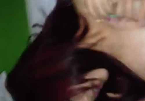 網上傳的超火的台灣臉書紅人超人氣女神正妹張香香流出的63秒不雅啪啪視頻